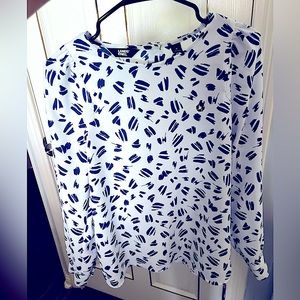 Lands End Chase Bank Top